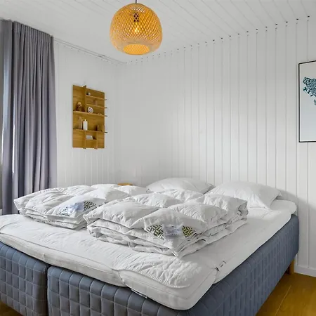 Hubertina - 75m From The Sea By Interhome Feriehus *