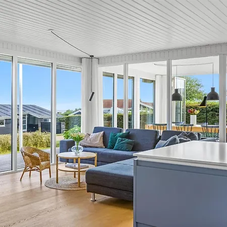 Hubertina - 75m From The Sea By Interhome Feriehus Hejls